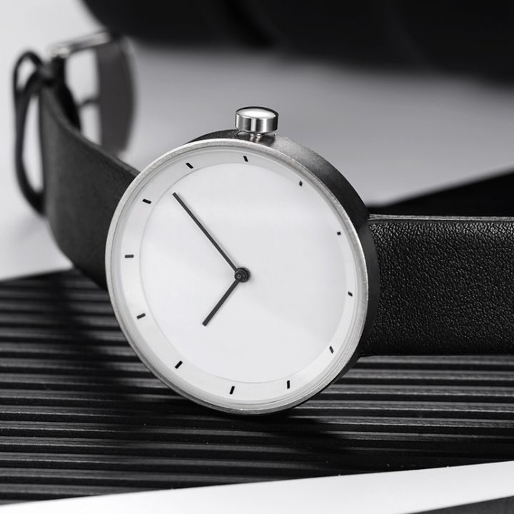 Minimalist Style Quartz Wristwatch