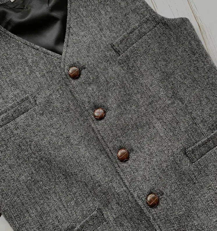 Lewis - Elegant Vest for Men