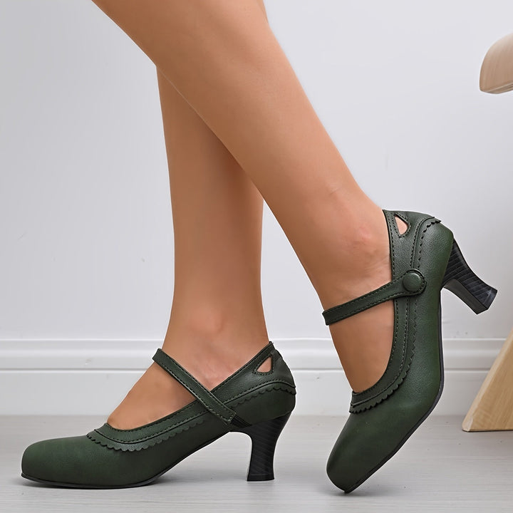 Linaise - Retro Styled Pumps