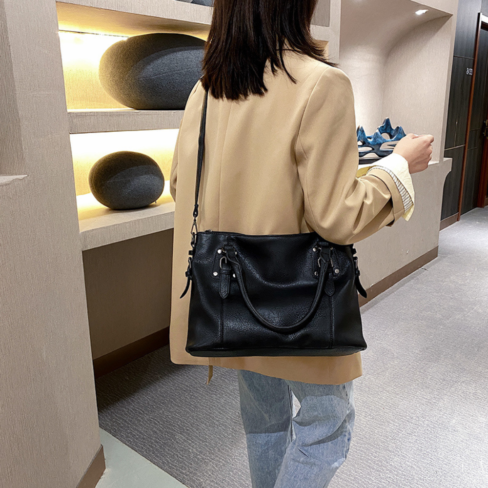 Elegant Shoulder Bag