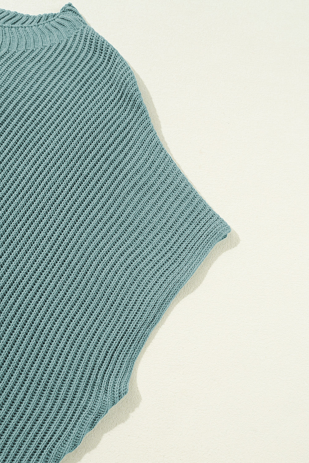 Eleonora – Comfortable Side Slit Sweater Top