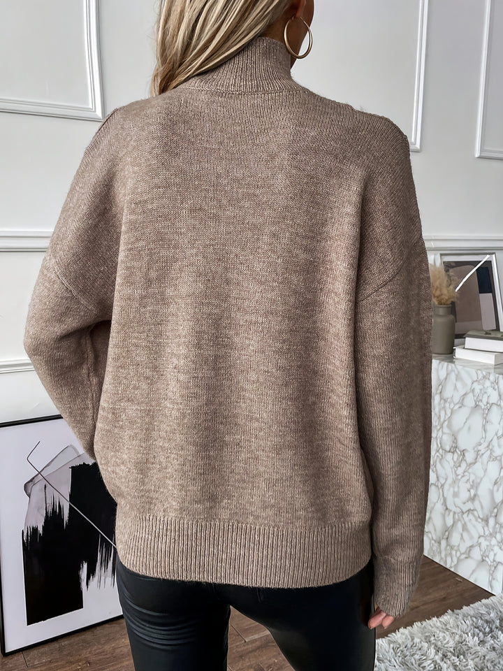 Lara | Chaise Collar Comfy Sweater
