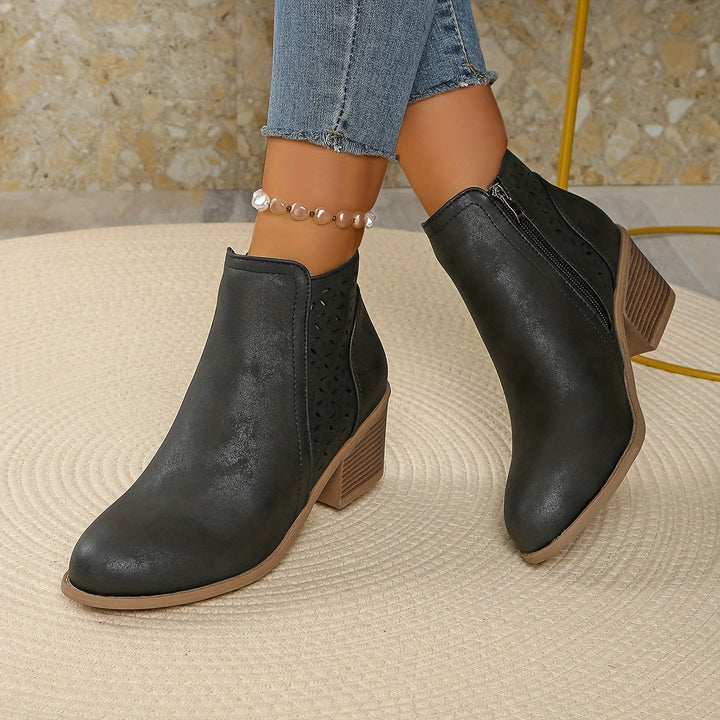 Leonie - Breathable Ankle Boots