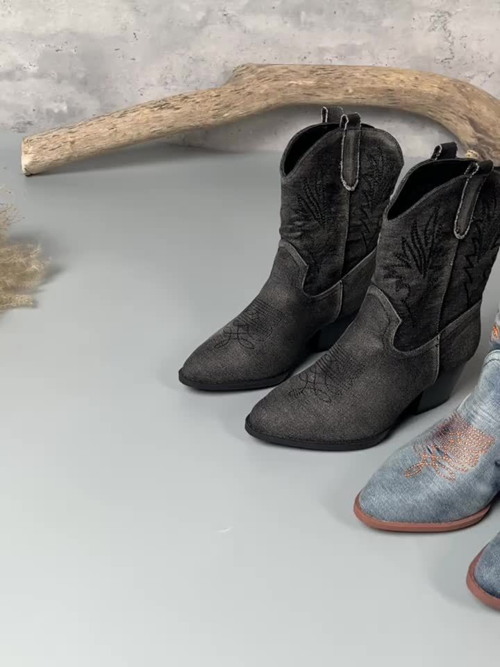 Sabrina - Vintage Embroidered Ankle Boots