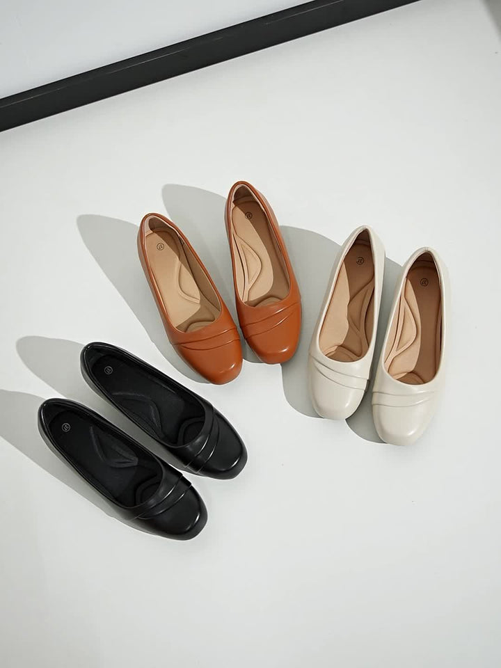 Audrey - Comfortable Lifted Heels