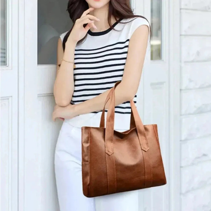 Minimalistic Luxe Soft Shoulder Bag