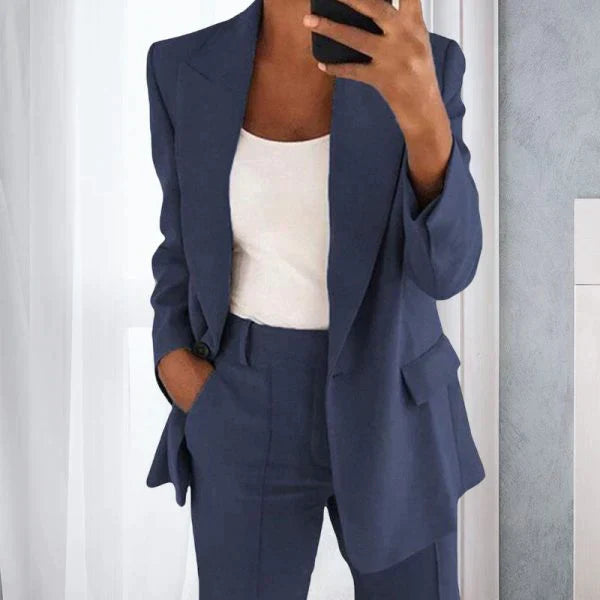 Daphne - Two-Piece Women's Suit