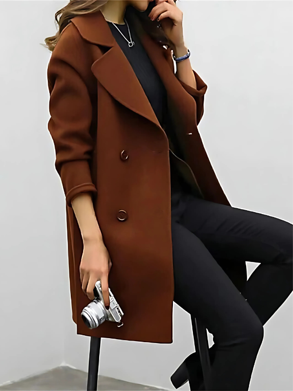 Isabeau – Stylish Trench Coat