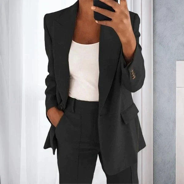 Daphne - Two-Piece Women's Suit