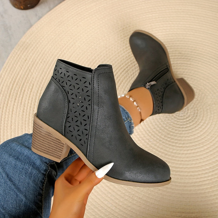 Leonie - Breathable Ankle Boots