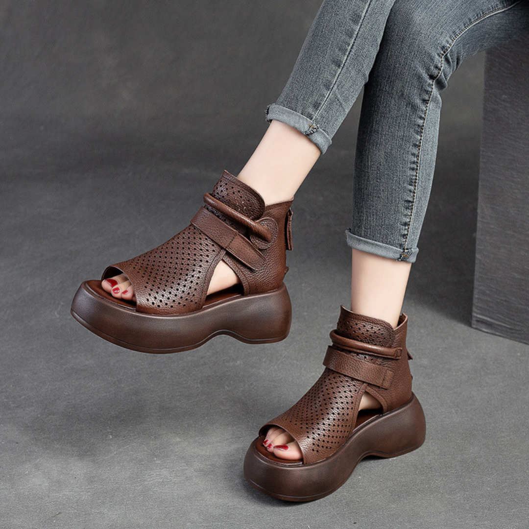 Federica | Timeless leather orthopedic sandals