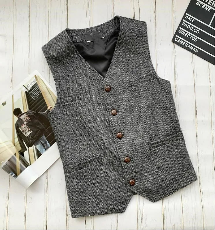 Lewis - Elegant Vest for Men