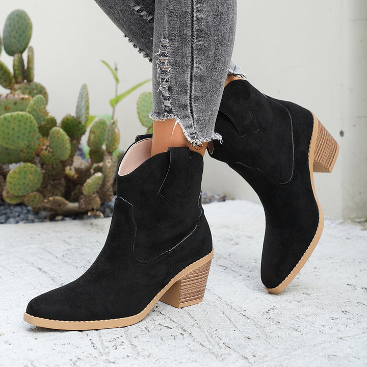 Larissa - Heel Pull-On Ankle Boots