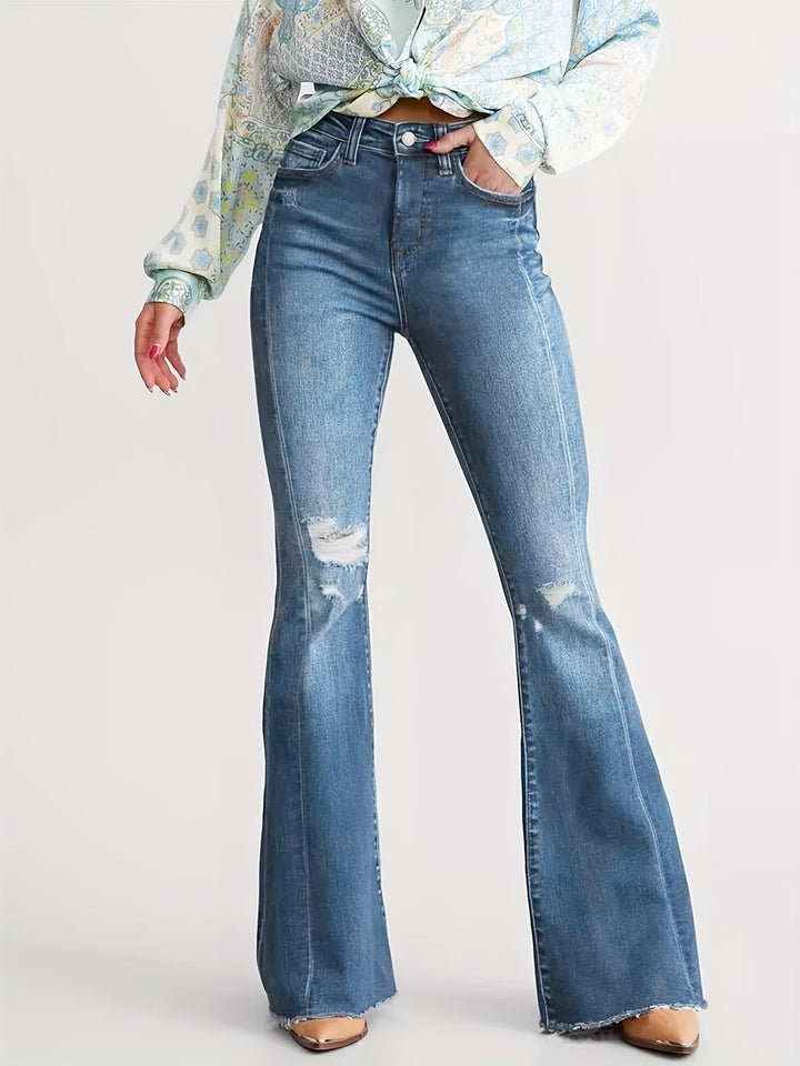 Gemma - Flared Jeans made of lightly washed denim