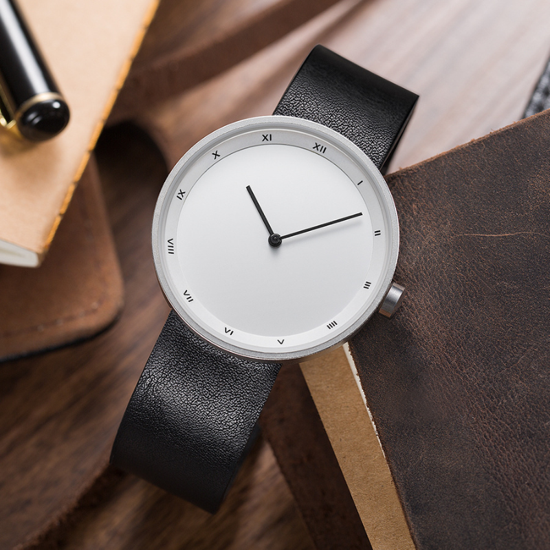 Minimalist Style Quartz Wristwatch