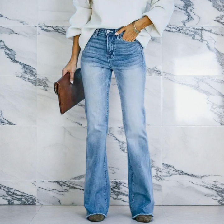 Birgitta - Comfortable Flared Jeans