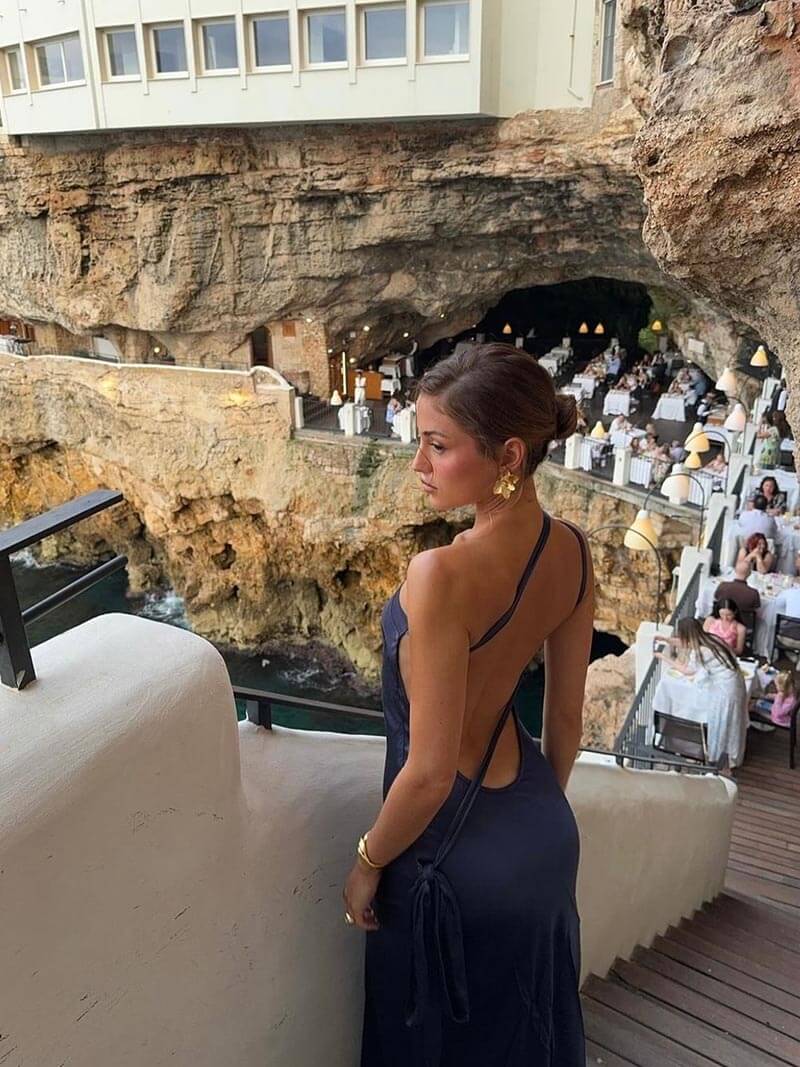 Vera | Sleek Backless Maxi Dress