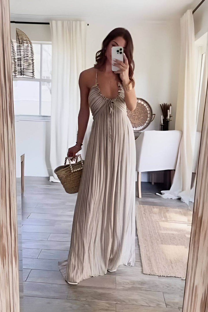 Elise | Chic Pleated Maxi Dress