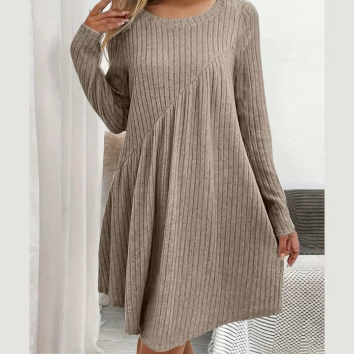 Beth - Flattering Dress Made from Soft Knit Fabric