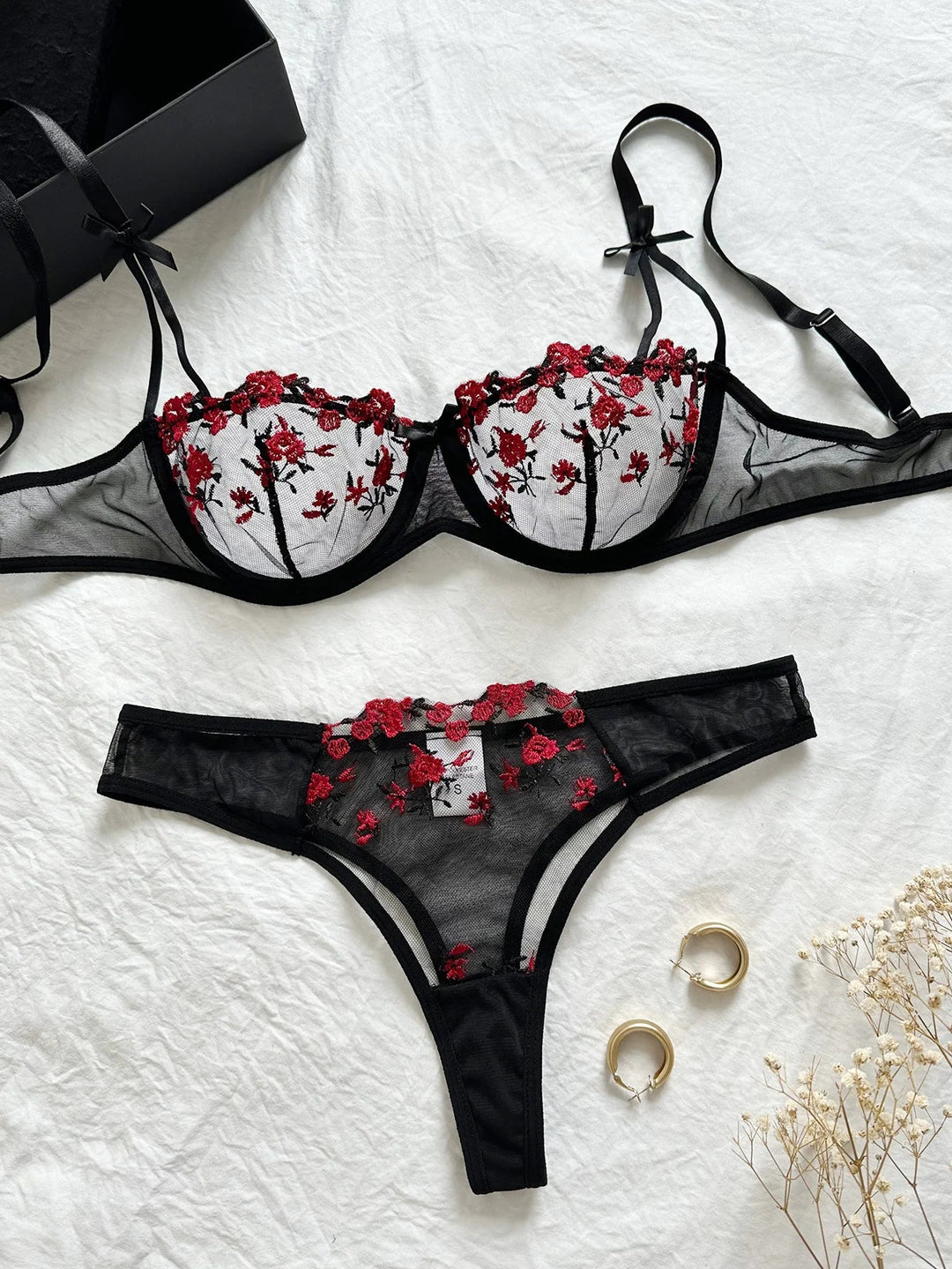 Lola | French Lingerie Set