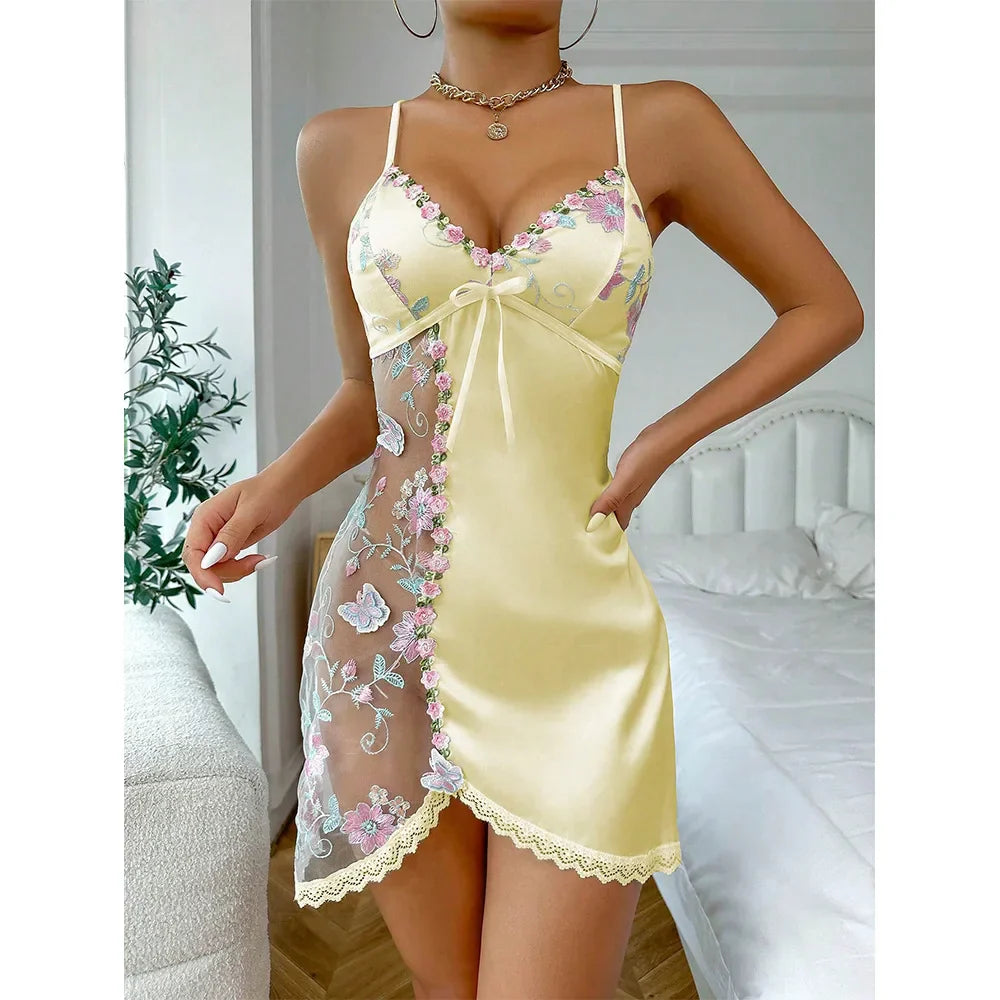 Lia - Sexy Nightgown with Floral Pattern