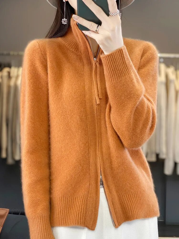 Amelia - Cozy Zip-Up Cardigan