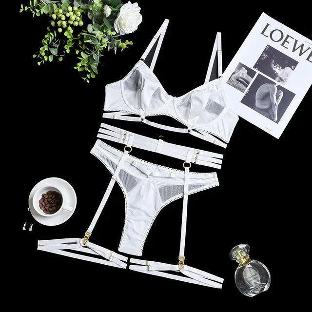 Adriana | 3-piece French lingerie set