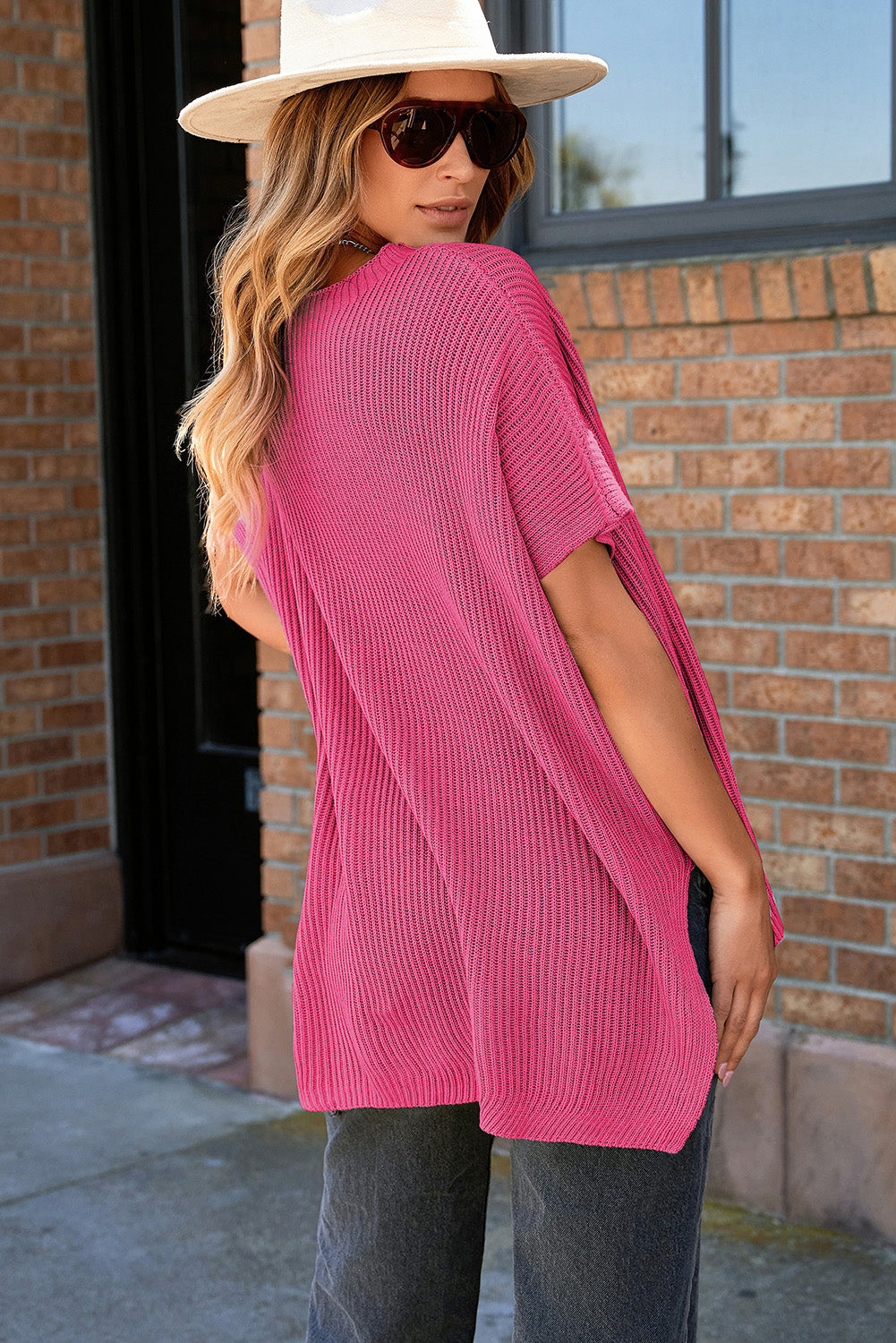 Eleonora – Comfortable Side Slit Sweater Top